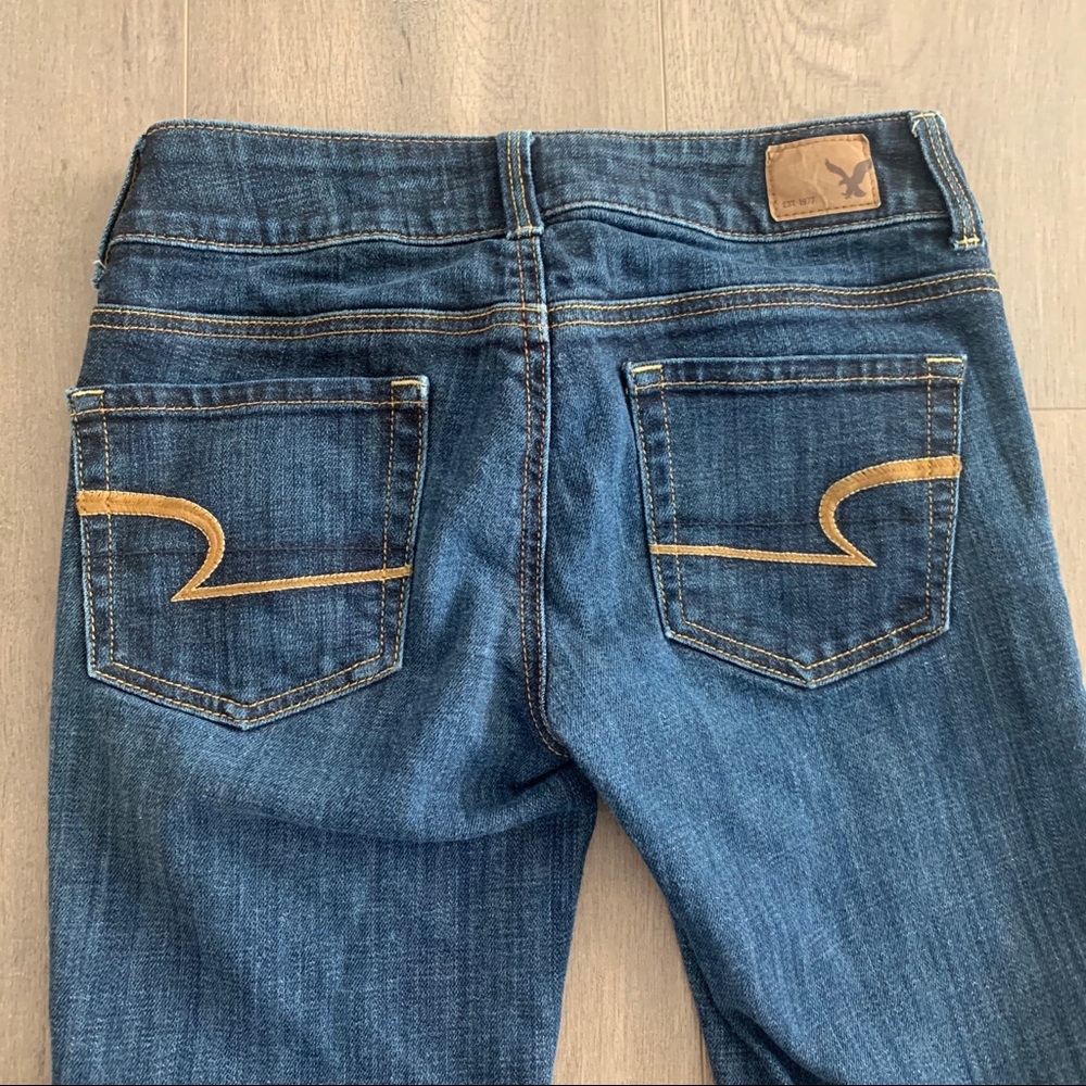 American Eagle Outfitters Blue Jeans Artist. P - Picture 5 of 6